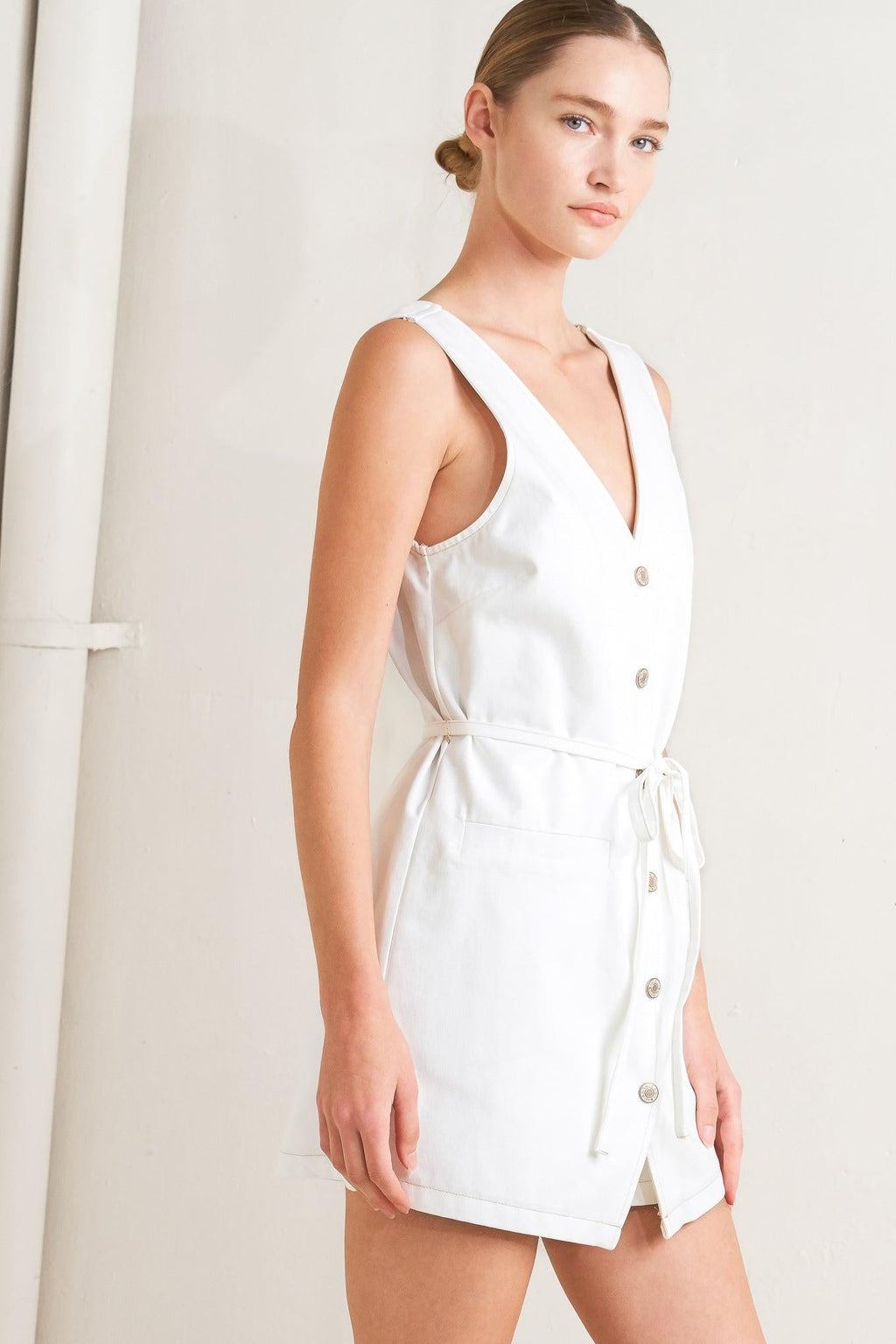 Effortless Attraction Woven Romper - Flying Tomato