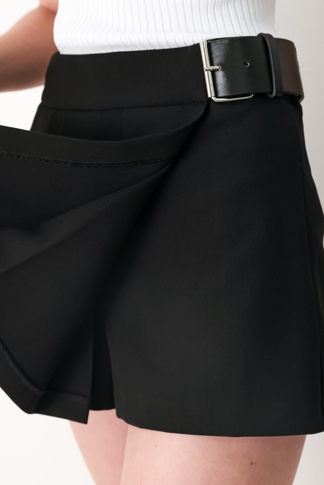 Noir Flirt Denim Skort - Flying Tomato