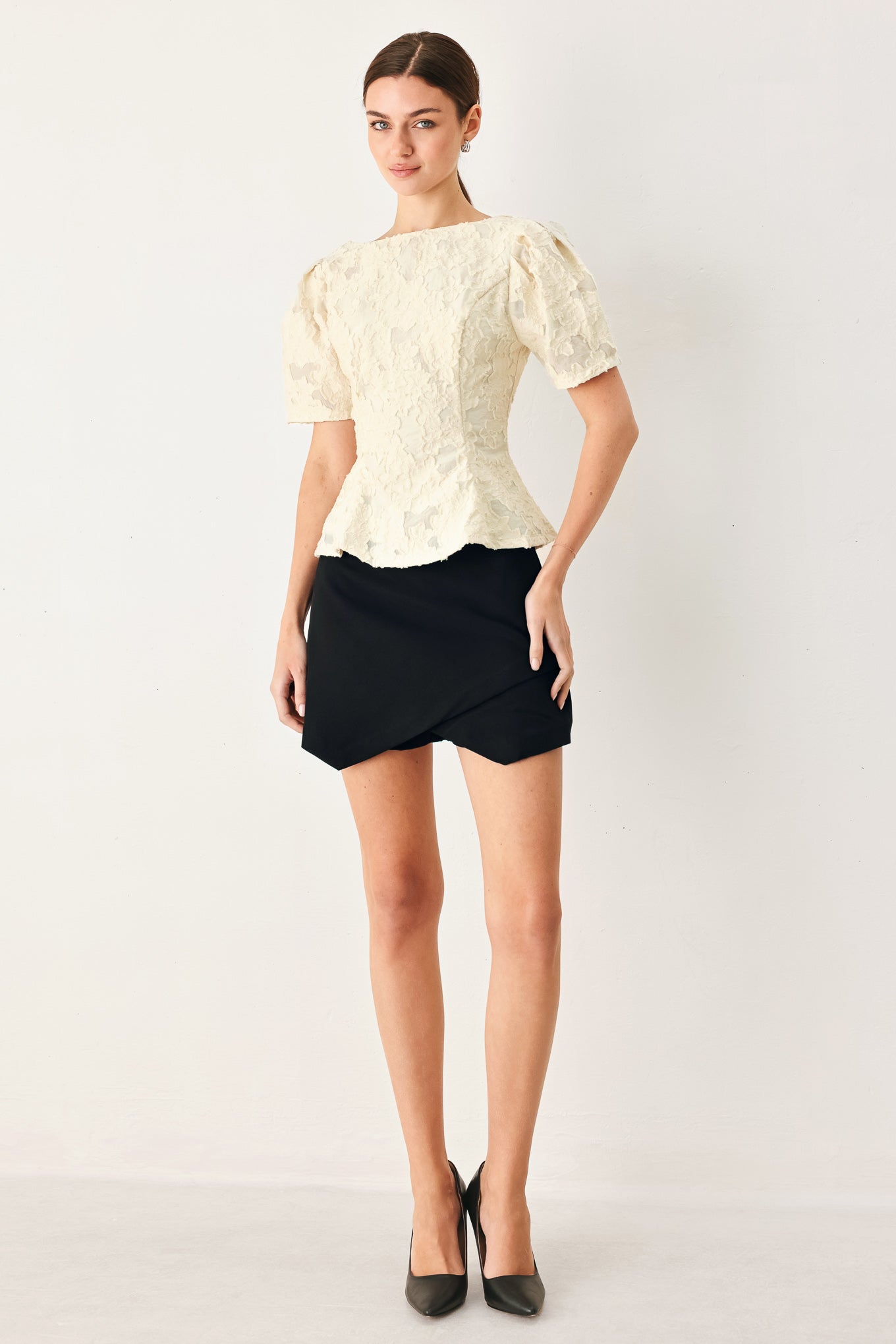 Pretty Bloom Woven Jacquard Top - Flying Tomato