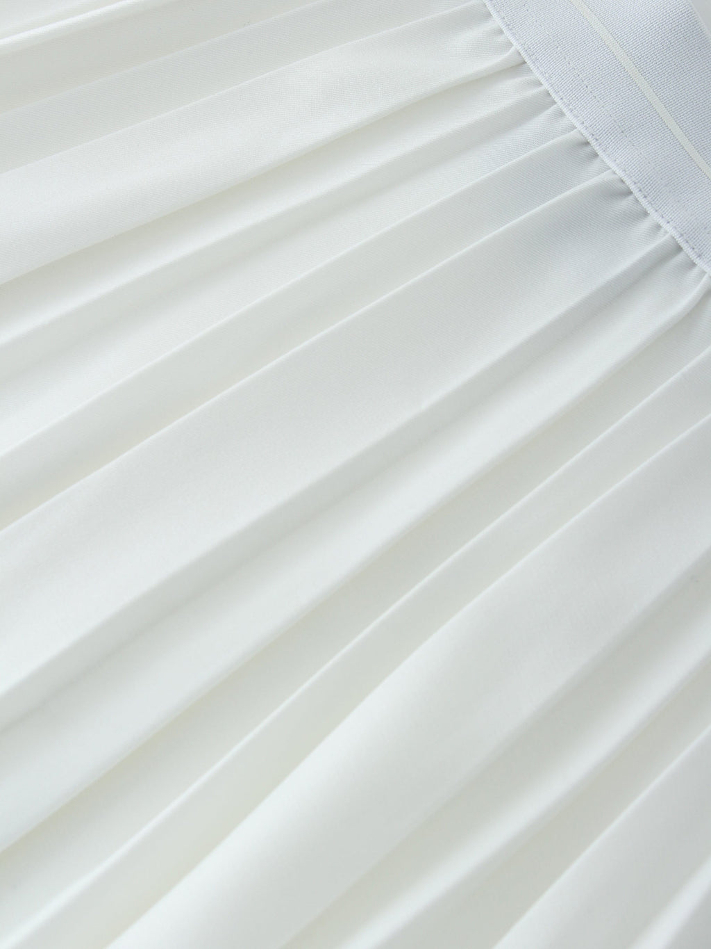 White Pleated Skirt 37"