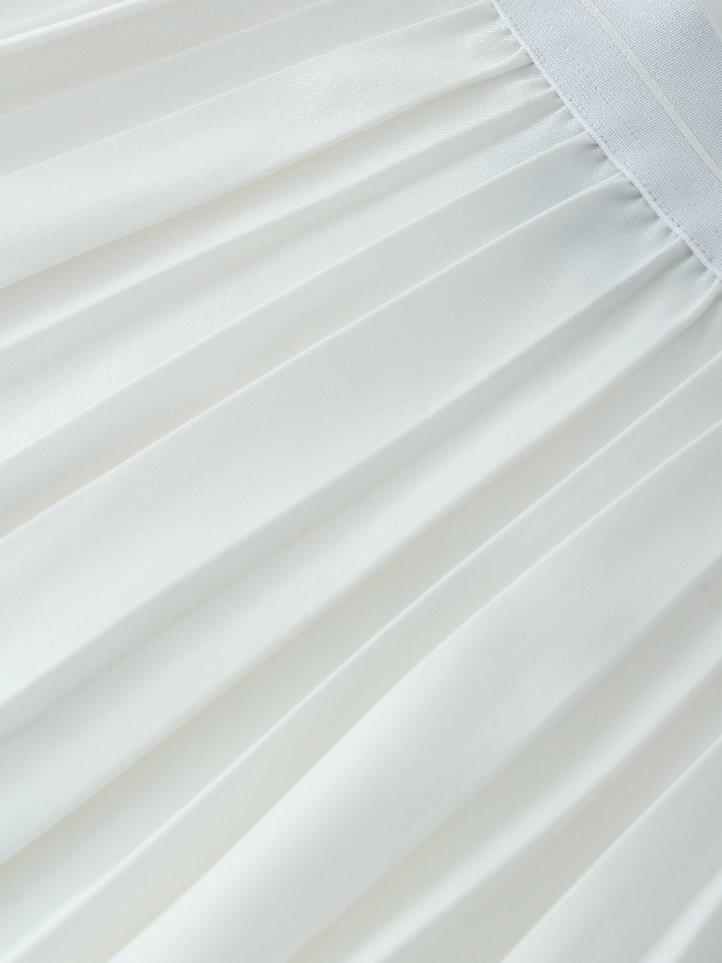 White Pleated Skirt 37"